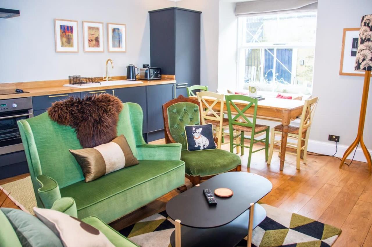 Unique 2 Bed In The Heart Of Bath With Parking Exterior foto